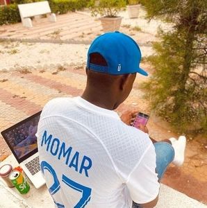 Meet your Posher, Gueye